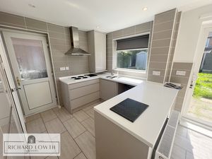 Dining Kitchen- click for photo gallery